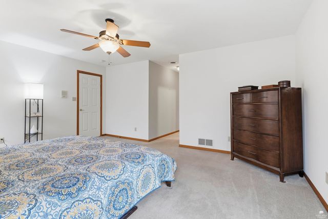 1000 Stratford Circle, Manhattan, KS 66503