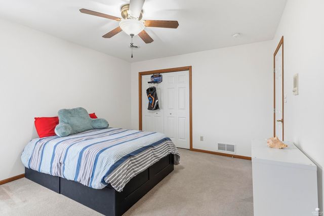 1000 Stratford Circle, Manhattan, KS 66503