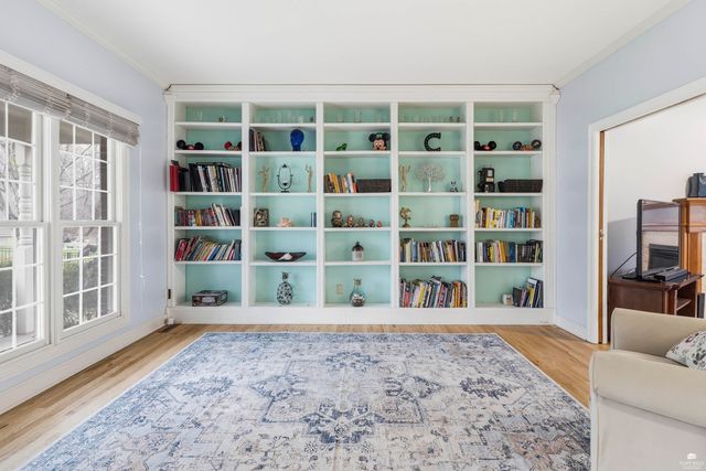 1000 Stratford Circle, Manhattan, KS 66503