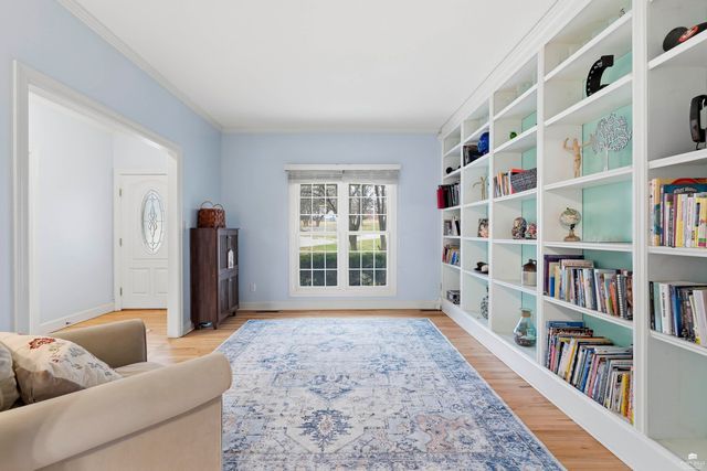 1000 Stratford Circle, Manhattan, KS 66503