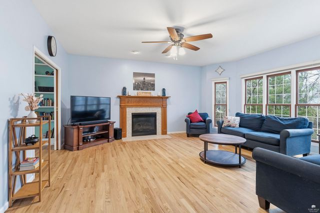 1000 Stratford Circle, Manhattan, KS 66503