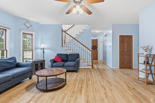 1000 Stratford Circle, Manhattan, KS 66503