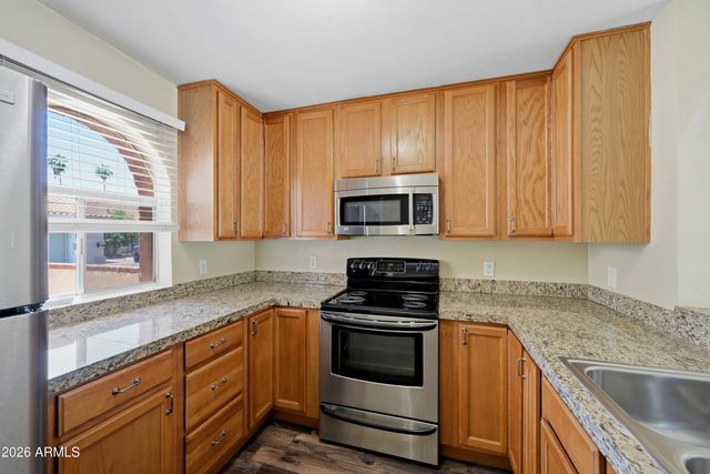 2630 E Roma Avenue, Phoenix, AZ 85016
