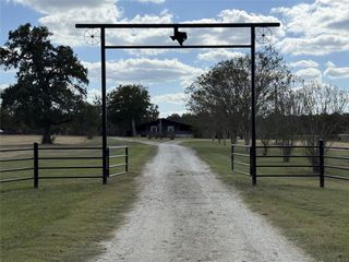 11360 Us Highway 287 S, Pennington, TX 75856