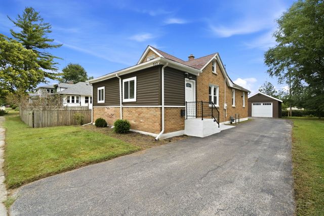513 Morton Avenue, Aurora, IL 60506