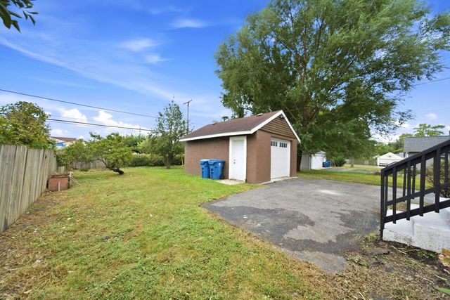 513 Morton Avenue, Aurora, IL 60506