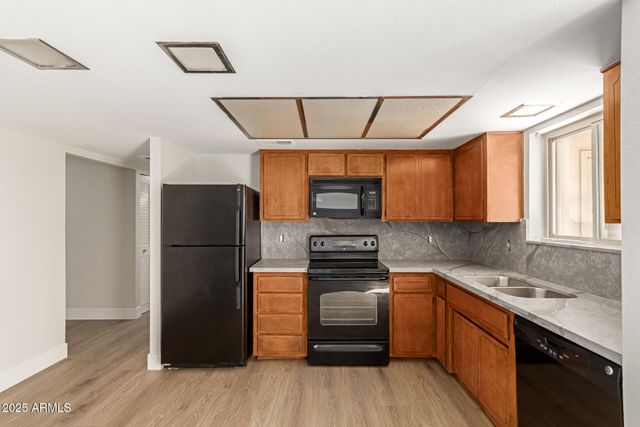 1821 W Augusta Avenue, Phoenix, AZ 85021
