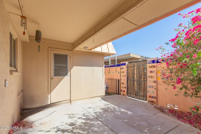 1821 W Augusta Avenue, Phoenix, AZ 85021