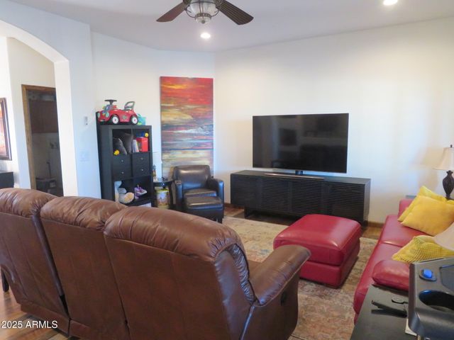 2727 GLENGARRY Way, Sierra Vista, AZ 85650