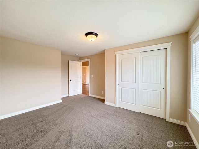 196 Marsh Hawk Lane, Port Angeles, WA 98382