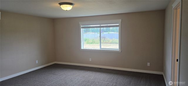 196 Marsh Hawk Lane, Port Angeles, WA 98382