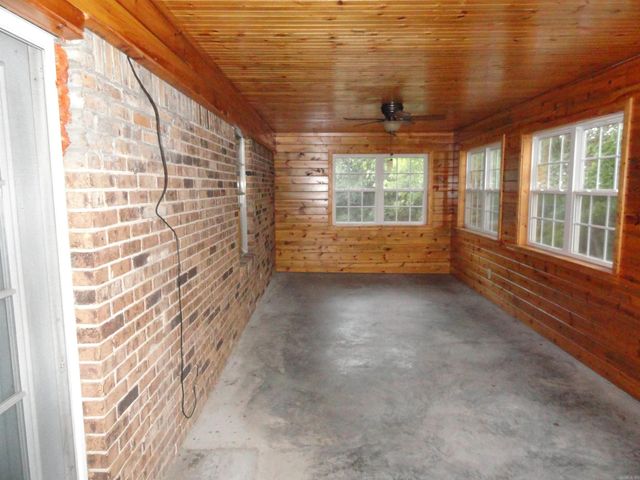 233 Piney Road, Marshall, AR 72650