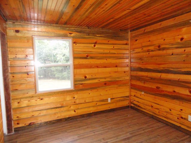 233 Piney Road, Marshall, AR 72650