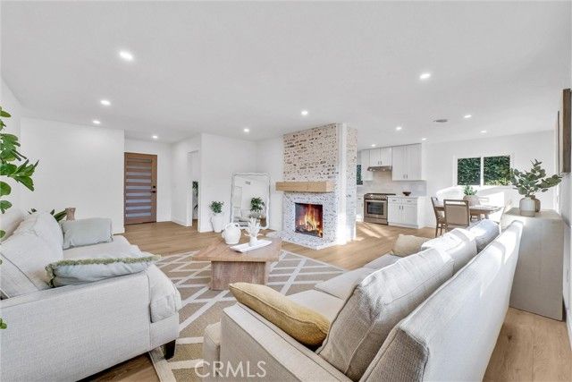 2438 E Garfield, Orange, CA 92867