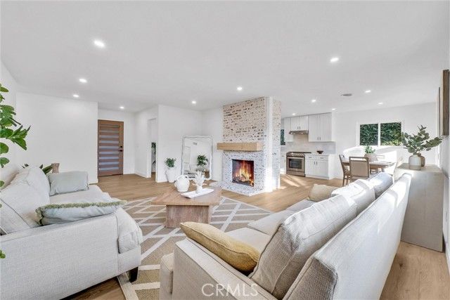 2438 E Garfield, Orange, CA 92867