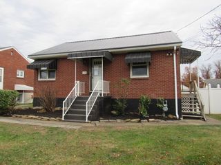 108 Federal Street, Perryopolis, PA 15473