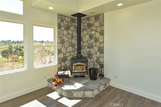 18425 Orange Street, Hesperia, CA 92345