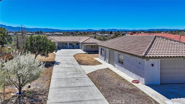 18425 Orange Street, Hesperia, CA 92345