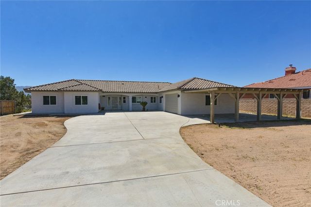 18425 Orange Street, Hesperia, CA 92345