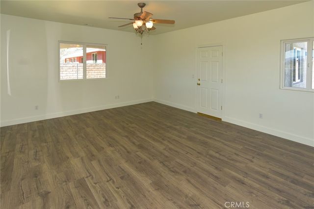 18425 Orange Street, Hesperia, CA 92345