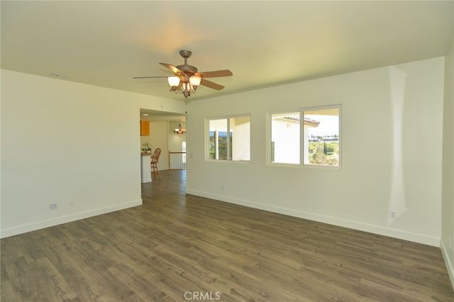 18425 Orange Street, Hesperia, CA 92345