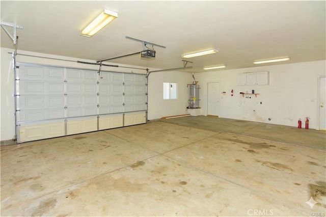 18425 Orange Street, Hesperia, CA 92345