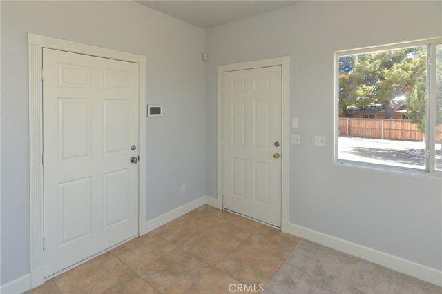 18425 Orange Street, Hesperia, CA 92345