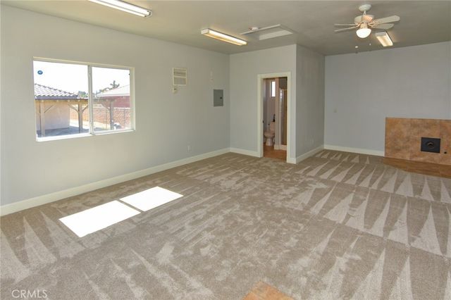 18425 Orange Street, Hesperia, CA 92345