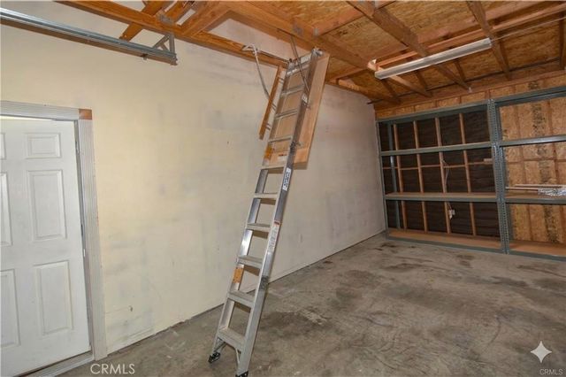 18425 Orange Street, Hesperia, CA 92345