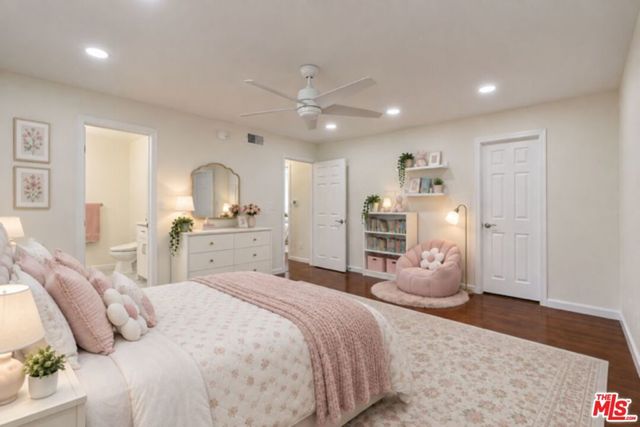 535 E Walnut Avenue B, El Segundo, CA 90245