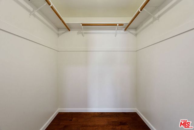 535 E Walnut Avenue B, El Segundo, CA 90245