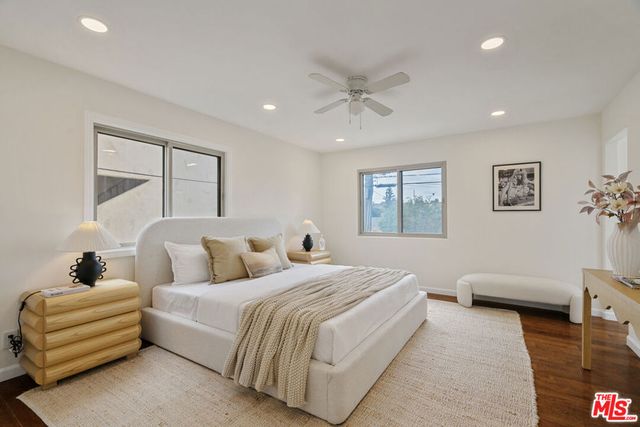535 E Walnut Avenue B, El Segundo, CA 90245