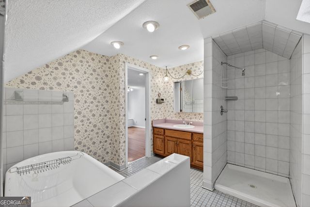 402 Tom Bell Road, Milner, GA 30257