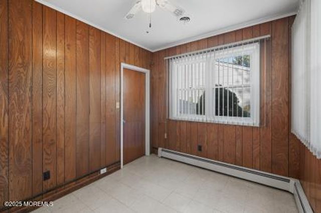 6 Stanford Drive, Toms River, NJ 08757