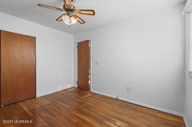 6 Stanford Drive, Toms River, NJ 08757