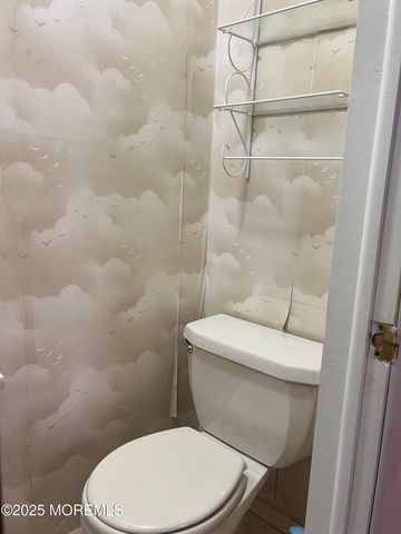 6 Stanford Drive, Toms River, NJ 08757