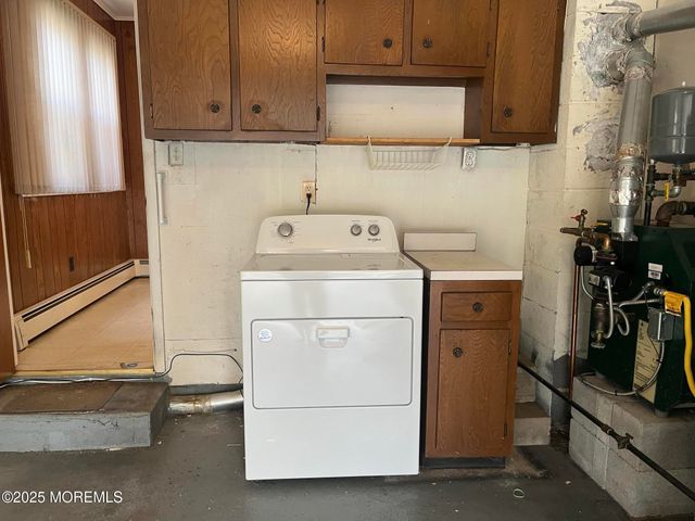 6 Stanford Drive, Toms River, NJ 08757