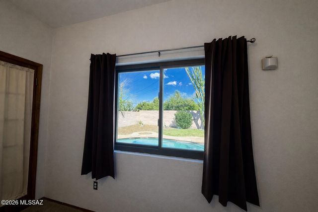 3784 N Fox Avenue, Tucson, AZ 85716