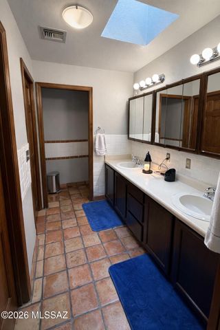 3784 N Fox Avenue, Tucson, AZ 85716