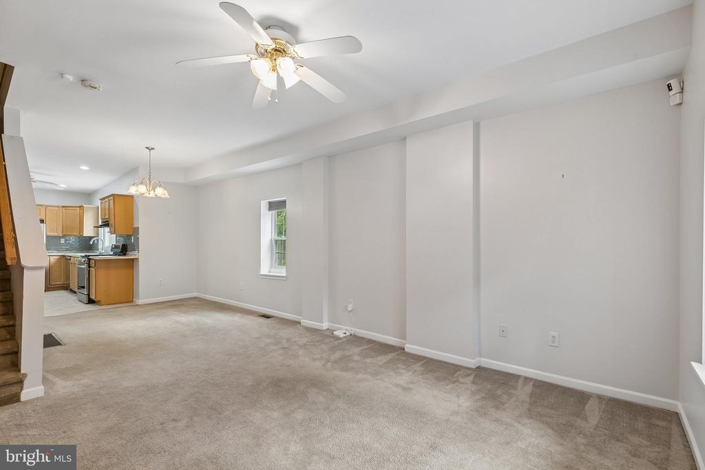 917 JACKSON ST, NORRISTOWN, PA 19401 — photo 3