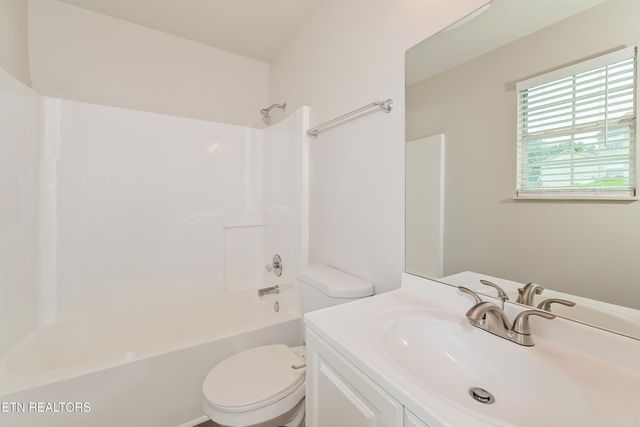1443 Carrie Belle Drive, Knoxville, TN 37912