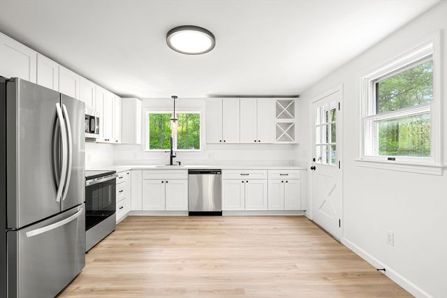 2800 Anderson Drive, Dighton, MA 02715
