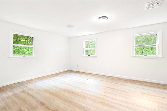 2800 Anderson Drive, Dighton, MA 02715