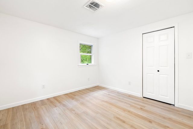 2800 Anderson Drive, Dighton, MA 02715