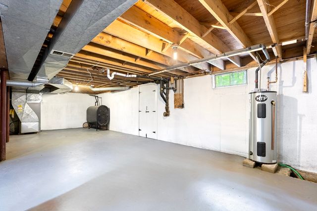 2800 Anderson Drive, Dighton, MA 02715