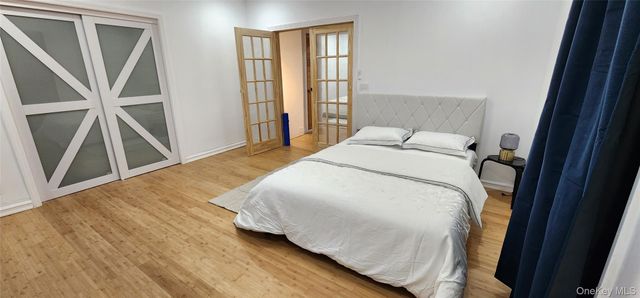 150 E Walnut Street, Long Beach, NY 11561