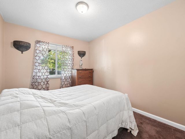5142 Rutledge Drive S, Columbus, OH 43232