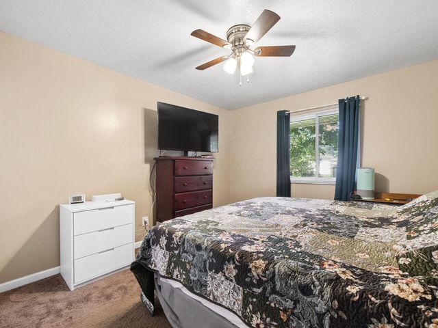 5142 Rutledge Drive S, Columbus, OH 43232