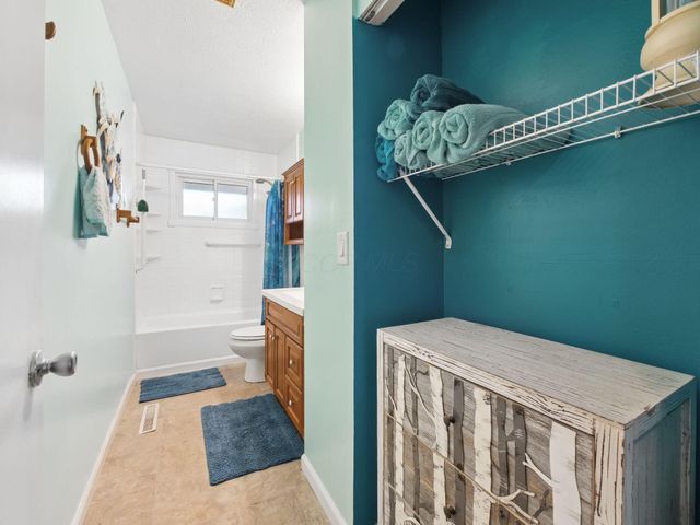 5142 Rutledge Drive S, Columbus, OH 43232