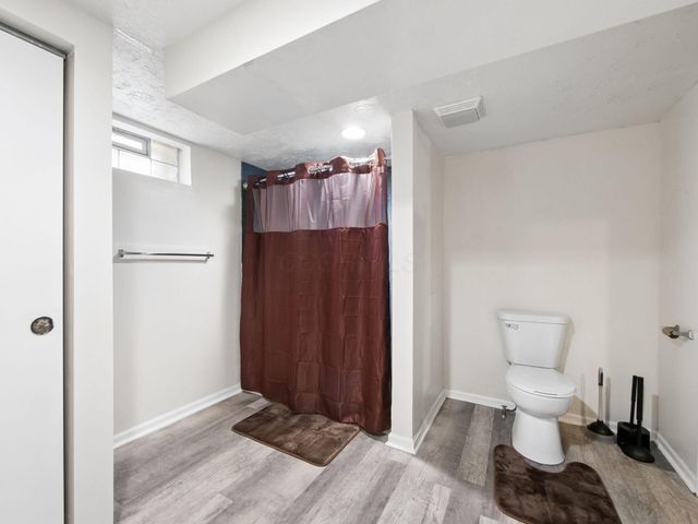 5142 Rutledge Drive S, Columbus, OH 43232